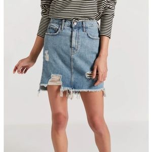 Current/Elliott distressed denim skirt 27
